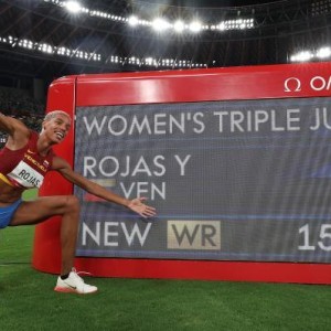 尘封26年世界纪录被破 下一个会是男子标枪吗？